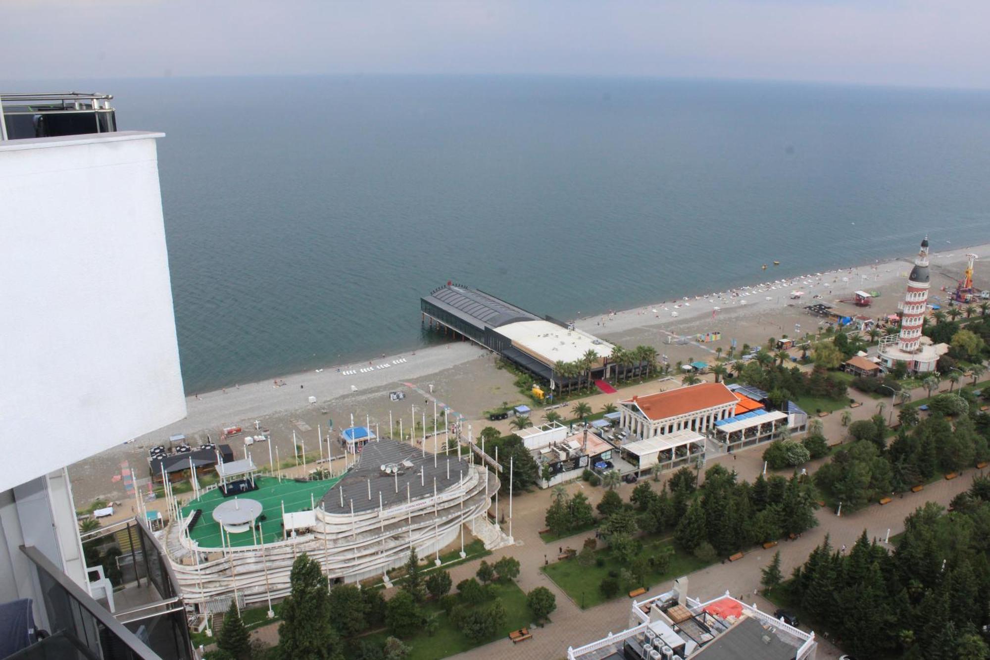 Апартаменти Orbi Sea Towers-Sea View Батумі Екстер'єр фото